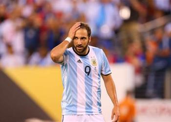 هيجواين خارج قائمة الأرجنتين