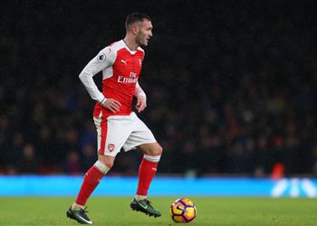 ازدياد الم نافسة على ضم بيريز من آرسنال