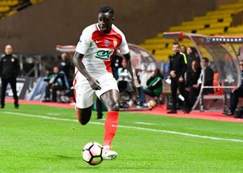 تقارير الميركاتو أسرة ميندي تؤكد اقترابه من الانتقال إلى مانشستر سيتي