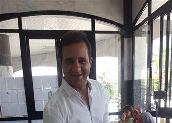 أحمد مرتضى يدلي بصوته في عمومية الزمالك