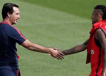 اجتماع بين نيمار وإيمري قبل التوقف الدولي