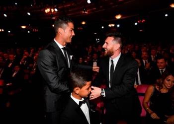 رونالدو بعد التتويج باللقب الخامس المنافسة مع ميسي بدأت الآن