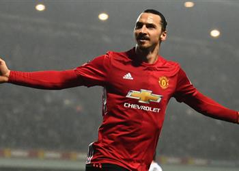 إبراهيموفيتش يعود لتدريبات مانشستر يونايتد