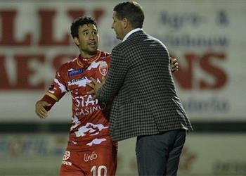 م حترفين تريزيجيه يقود هجوم موسكرون أمام جينت