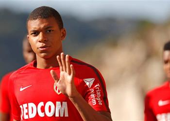 شبكة Telefoot الفرنسية مبابي حسم مستقبله ونيمار كلمة السر