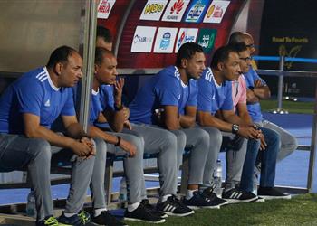 مدرب الطلائع يهاجم صحفية فوزي على الأهلي كان سيصيبك بـ جلطة وأنصحك بالتشجيع من المدرجات