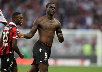 بالوتيلي يكشف حقيقة القبض عليه