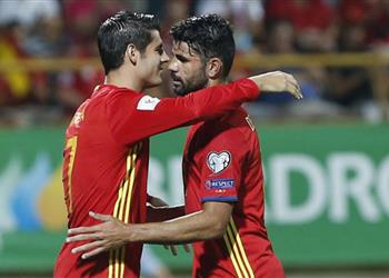 نيفيل يوضح الأفضلية لمن كوستا أم موراتا