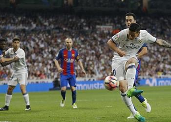 تصريحات زوجة خاميس رودريجيز يريد البقاء في ريال مدريد وميسي حرمه من البطولة