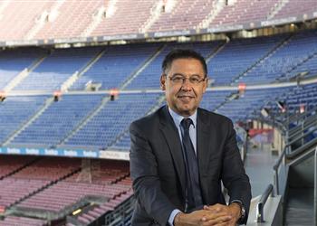 بارتوميو يدعو إلى الهدوء تجاه ميسي وإنييستا