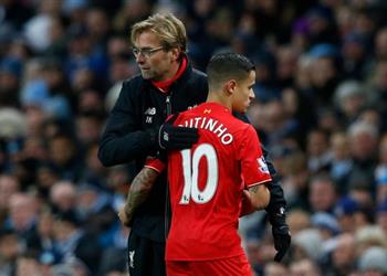 كيف يتعامل ليفربول مع أزمة برشلونة وكوتينيو كلوب يجيب