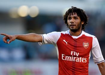 محمد النني يشارك في انتصار أرسنال على النجم الأحمر