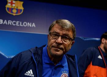 مدرب أوليمبياكوس بذلنا كل ما في وسعنا أمام برشلونة