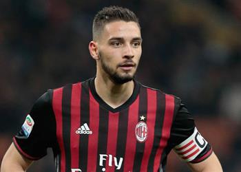 تقارير الميركاتو روما ينضم إلى المتنافسين على التعاقد مع دي شيليو