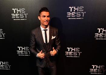 الإعلام ينحاز لـ رونالدو في تصويت الأفضل ويتجاهل نيمار