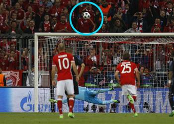 أخبار ماركا المدريدية تسخر من فيدال وت شبه ركلة جزاءه بـ راموس في عام 2012