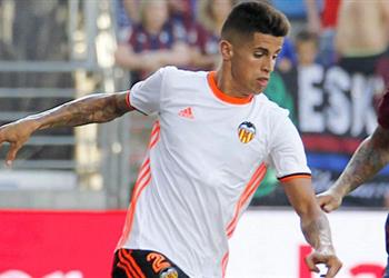 تقارير الميركاتو برشلونة يصرف نظر عن ضم كانسيلو بسبب مونتويا وفالنسيا يبحث عن ناد له