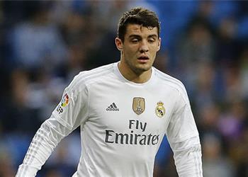 توتنهام يائس بشأن ضم كوفاسيتش