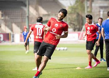 مروان محسن يطير إلى ألمانيا بعد العيد