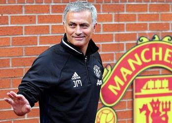 أخبار عناق حار من مورينيو للاعبي ريال مدريد