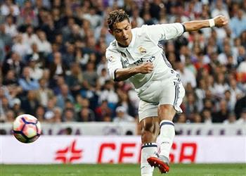 سوشيال_بطولات كريستيانو رونالدو يتضامن مع ضحايا مانشستر