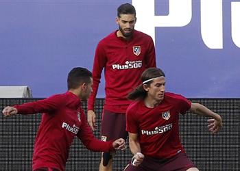 شامبيونز كاراسكو يشارك في تدريبات أتلتيكو استعداد ا لمواجهة ريال مدريد غد ا
