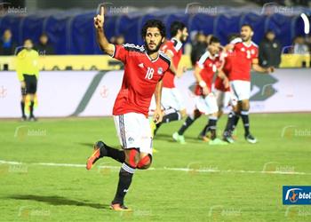 بالفيديو حارس مالي يحرم محسن من تسجيل هدف برأسية رائعة