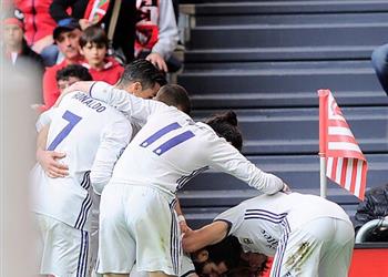 فيديو رونالدو محذرا زملائه بين شوطي المباراة الدقائق الأولى