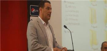 عبدالفتاح ي طالب بزيادة عدد الحكام من 4 إلى 6