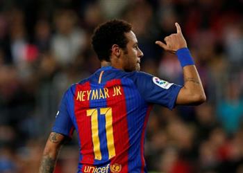 تقارير الميركاتو نيمار يخبر أصدقائه بالرحيل إلى باريس سان جيرمان