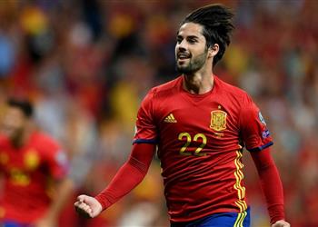 إيسكو يكشف عن حديثه مع راموس ونيته حول مغادرة ريال مدريد