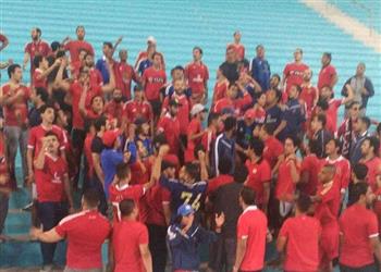 جماهير الأهلي تساند الفريق قبل موقعة رادس