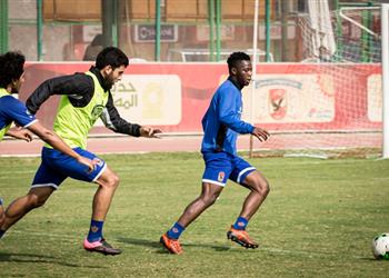 مستبعدو الأهلي يخوضون مران ا قوي ا تحت قيادة أخصائي التأهيل