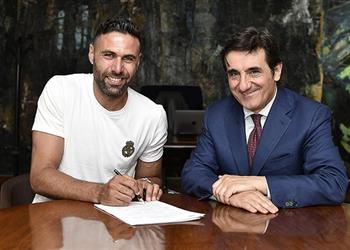 ميركاتو الصيف رسميا تورينو يعلن تعاقده مع الحارس سلفاتوري سيريجو