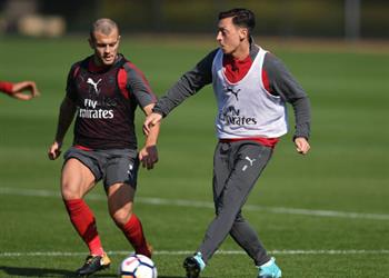 أوزيل يشارك في تدريبات أرسنال استعدادا لوست بروميتش