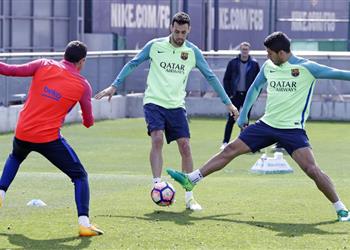 مران برشلونة غياب الثلاثي نيمار وميسي وبيكيه واللاعبين أجازة الجمعة استعداد ا للكلاسيكو