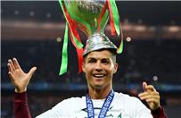 تقارير المرينجي إصابة رونالدو وغيابه عن المباريات تدفع بـ زيدان للتفكير بالتعاقد مع بديل له