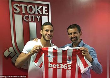 م حترفين وكيل رمضان صبحي يكشف عن إتفاقه مع مسؤولي ستوك سيتي قبل توقيع العقد ومحطة تريزيجيه في بلجيكا 3 سنوات فقط