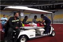 طبيب الأهلي عبد الله السعيد يعاني من اشتباه في خلع بالكتف