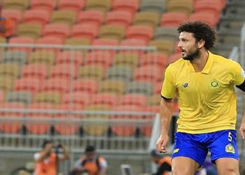 تقييم متوسط لحسام غالي بعد مشاركته في خسارة النصر من الهلال