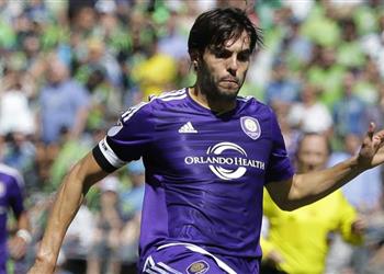 كاكا يتلقى عرض ا جديد ا