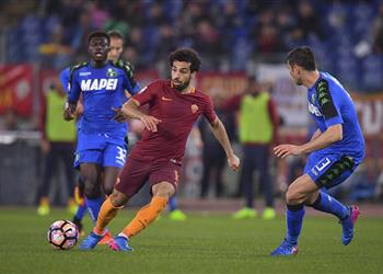 م حترفين بالفيديو صلاح يسجل هدف العادة في مرمى ساسولو ويتفدم لروما قبل نهاية الشوط الأول