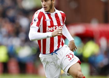 ديلي ميل رمضان صبحي يركل مقدم برامج غاضبا بسبب الرمال المتحركة ويصرخ خوفا من تنين عملاق