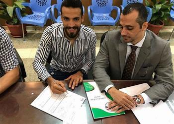 سموحة يعلن القيمة الحقيقية لانتقال محارب للأهلي