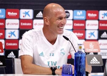 زيدان يجيب هل يرغب في عدم وجود برشلونة بالليجا ويبدي انزعاجه بسبب بيل