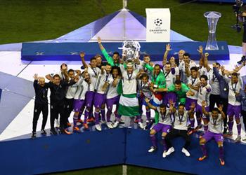 سوشيال_بطولات برشلونة يهنىء ريال مدريد على الفوز بنهائي كارديف