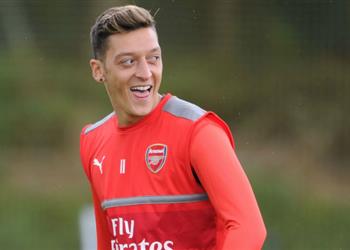 أرسنال يحسم مصير أوزيل