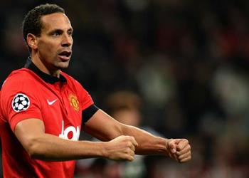 أسطورة مانشستر يونايتد في طريقه لي صبح ملاكم