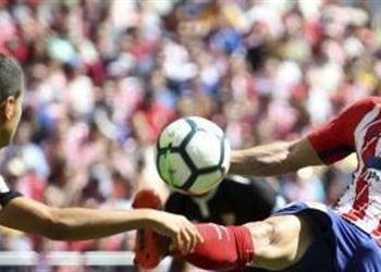 لاعب أتلتيكو مدريد يوافق على تجديد عقده