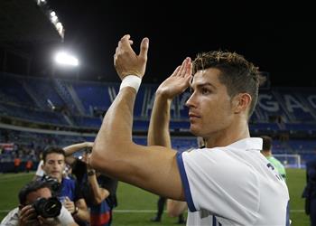 تصريحات رونالدو أقاتل ليفاندوفسكي وهيجوايين للبقاء على القمة